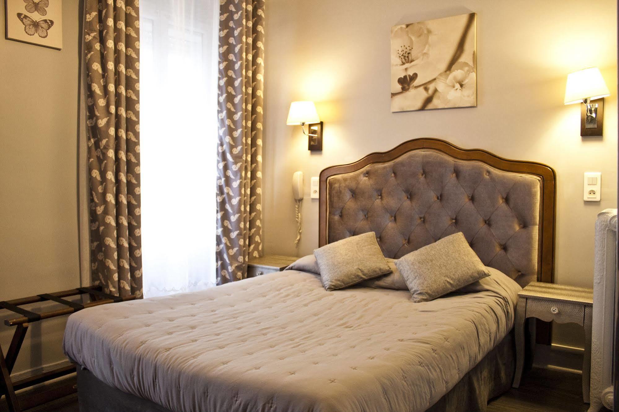 Hotel Hippodrome Paris Eksteriør bilde